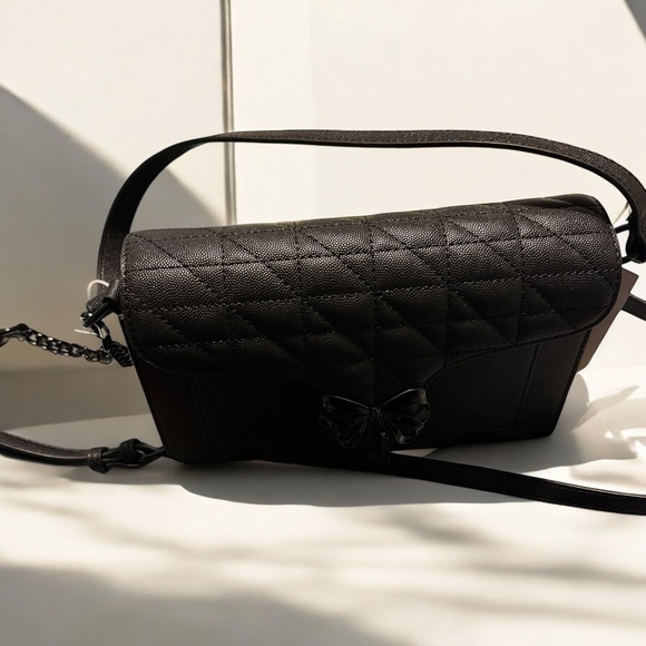 Betsey Johnson Women's Black With Bow Cross Body Purse-NWT - Picture 2 of 12